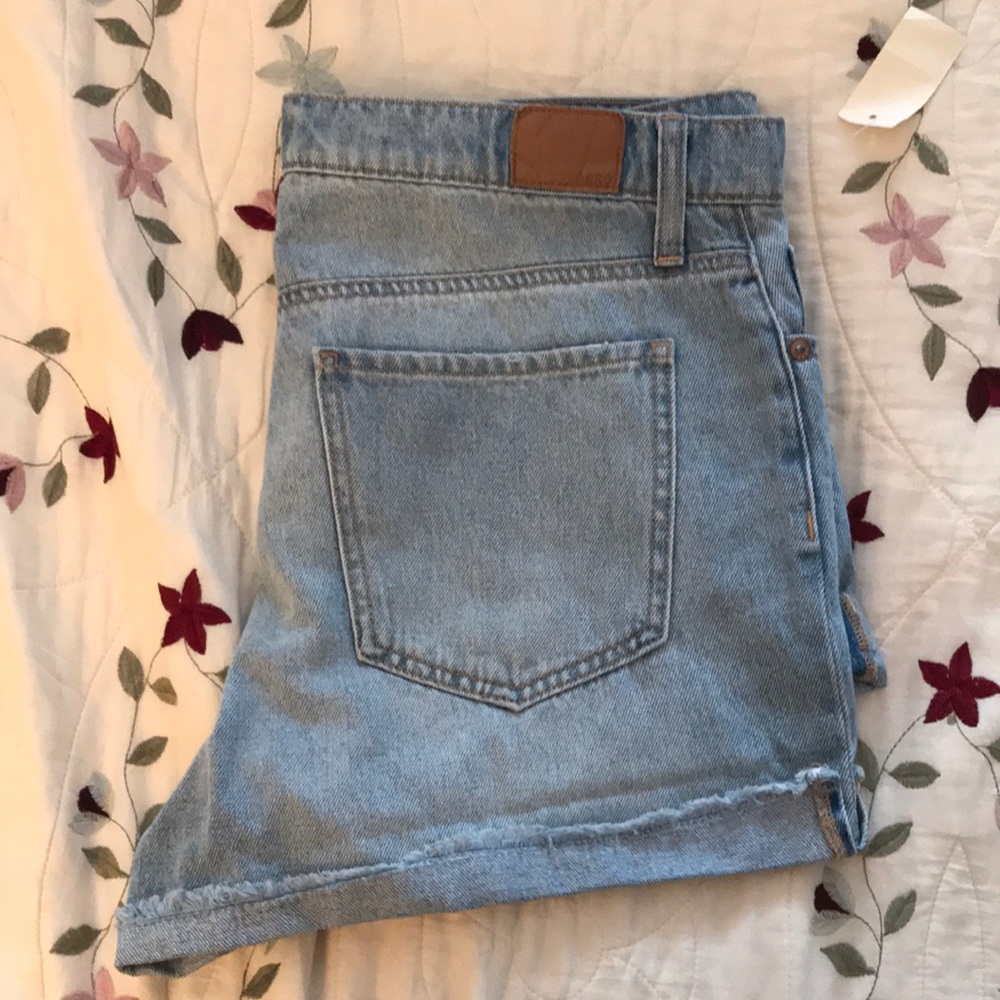 Mom Shorts from Aero
